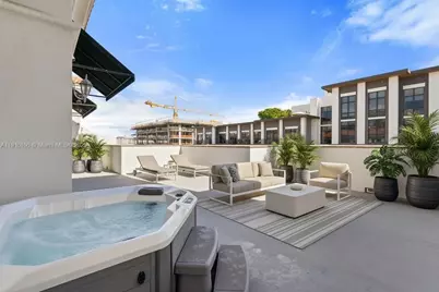 4100 Salzedo St #1009, Coral Gables, FL 33146 - Photo 1