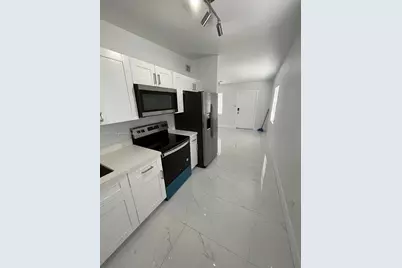 2726 NW 4th Ct, Pompano Beach, FL 33069 - Photo 3