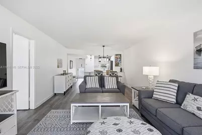 8941 S Hollybrook Blvd #103, Pembroke Pines, FL 33025 - Photo 3