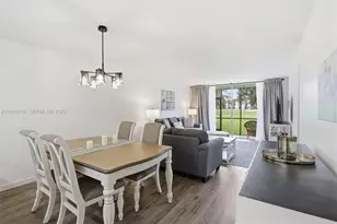 8941 S Hollybrook Blvd, Pembroke Pines, FL 33025 - Photo 5