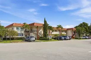8941 S Hollybrook Blvd, Pembroke Pines, FL 33025 - Photo 41