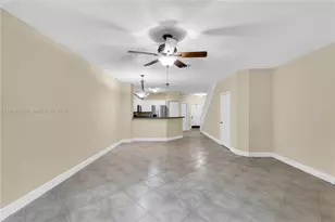 304 SW 120th Ave, Pembroke Pines, FL 33025 - Photo 15