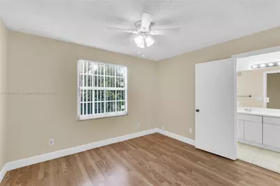 304 SW 120th Ave #304, Pembroke Pines, FL 33025 - Photo 25
