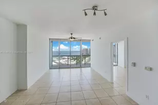 888 Biscayne Blvd, Miami, FL 33132 - Photo 7