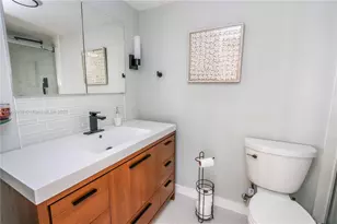 322 Buchanan St, Hollywood, FL 33019 - Photo 29
