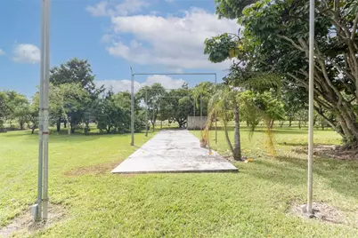 21820 SW 254th St, Homestead, FL 33031 - Photo 25