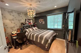 2811 NE 185th St, Aventura, FL 33180 - Photo 19