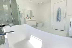 3024 NE 210th St, Aventura, FL 33180 - Photo 19