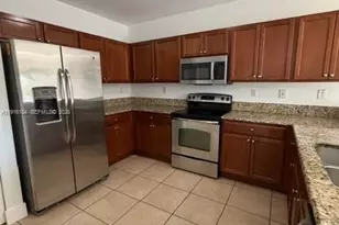 11601 NW 89th St, Doral, FL 33178 - Photo 7