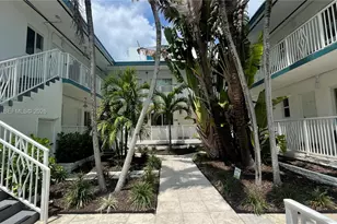 7710 Harding Ave, Miami Beach, FL 33141 - Photo 3