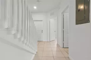 28637 SW 132nd Ct, Homestead, FL 33033 - Photo 9