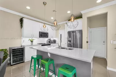 3936 Mahogany Ln, Hollywood, FL 33021 - Photo 9