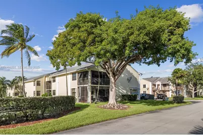 1042 Adams Ave #1042A, Homestead, FL 33034 - Photo 5