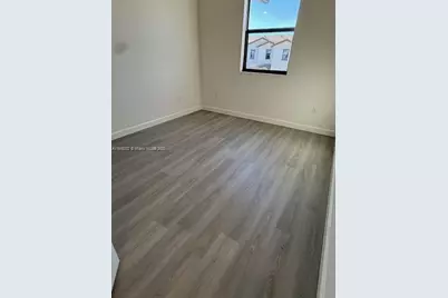 245 SW 159th Ct, Pembroke Pines, FL 33027 - Photo 9