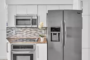 3370 Hidden Bay Dr, Aventura, FL 33180 - Photo 19