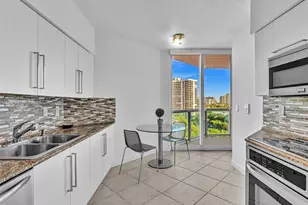 3370 Hidden Bay Dr, Aventura, FL 33180 - Photo 17