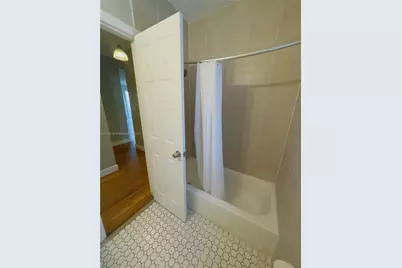 7710 Harding Ave #412, Miami Beach, FL 33141 - Photo 7