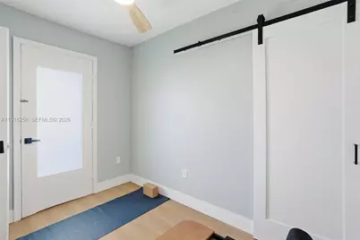 1100 11th St #405, Miami Beach, FL 33139 - Photo 23