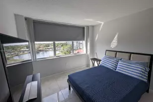 1300 NE Miami Gardens Dr, Miami, FL 33179 - Photo 11