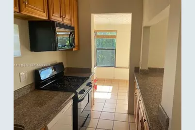 1634 SW 4th Ave #1, Fort Lauderdale, FL 33315 - Photo 5