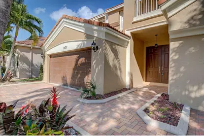 15711 SW 53rd Ct, Miramar, FL 33027 - Photo 3