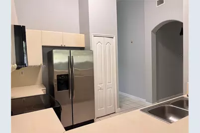 1663 SE 29th St #202, Homestead, FL 33035 - Photo 7