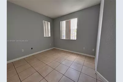 1663 SE 29th St #202, Homestead, FL 33035 - Photo 9