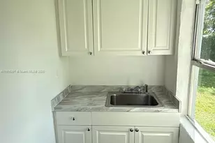 10680 SW 172nd St, Miami, FL 33157 - Photo 3