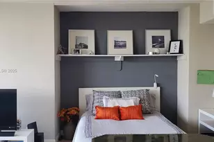 1720 Harrison St, Hollywood, FL 33020 - Photo 9