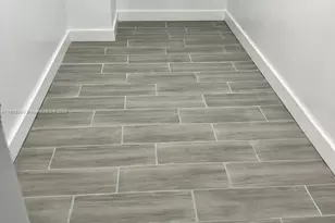 6940 Miami Gardens Dr, Hialeah, FL 33015 - Photo 9