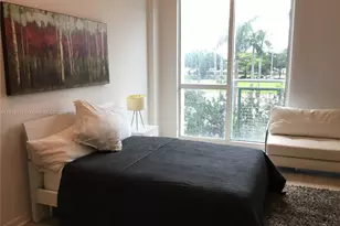 253 NE 2nd St, Miami, FL 33132 - Photo 7