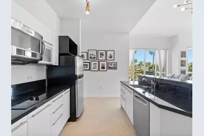 253 NE 2nd St #229, Miami, FL 33132 - Photo 17