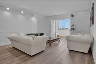 5005 Collins Ave, Miami Beach, FL 33140 - Photo 3
