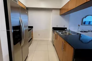 1750 N Bayshore Dr, Miami, FL 33132 - Photo 3