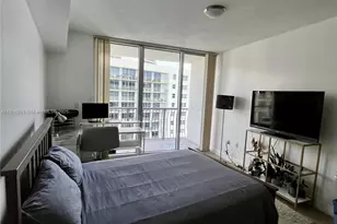 1750 N Bayshore Dr, Miami, FL 33132 - Photo 13