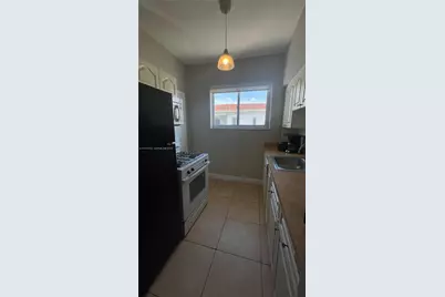 8100 Harding Ave #513, Miami Beach, FL 33141 - Photo 19