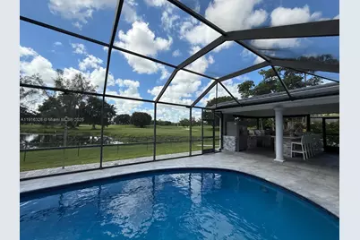 19150 S Saint Andrews Dr, Hialeah, FL 33015 - Photo 67