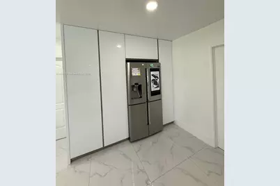 19150 S Saint Andrews Dr, Hialeah, FL 33015 - Photo 33