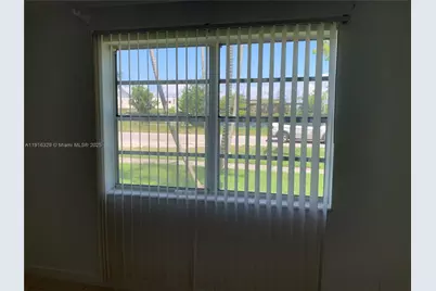 [Address not provided], Miami, FL 33161 - Photo 5