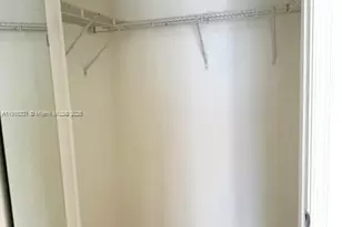 1750 N Bayshore Dr, Miami, FL 33132 - Photo 7