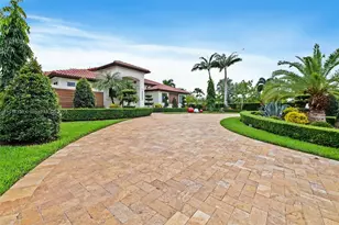 17490 SW 70th Pl, Southwest Ranches, FL 33331 - Photo 5