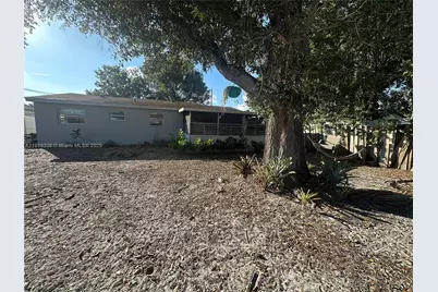 2421 N 57th Ter #0, Hollywood, FL 33021 - Photo 31