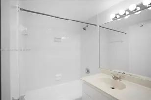 800 West Ave, Miami Beach, FL 33139 - Photo 5