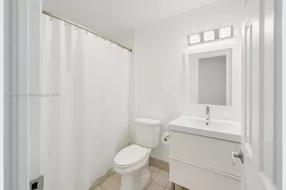 3250 SW 116th Pl, Miami, FL 33165 - Photo 11