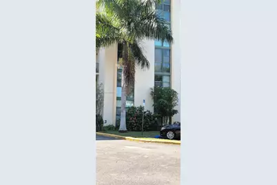 2075 SW 122nd Ave #402, Miami, FL 33175 - Photo 7
