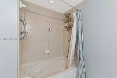 3180 SW 22nd Ter #1105, Miami, FL 33145 - Photo 7