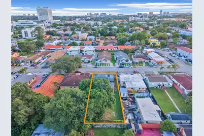 2811 SW 3rd St, Miami, FL 33135 - Photo 3