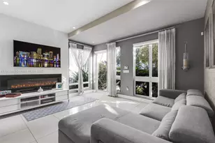 10305 NW 63rd Terrace, Doral, FL 33178 - Photo 3