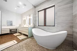 1621 S Bayshore Dr, Miami, FL 33133 - Photo 37