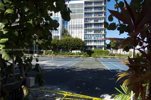 800 Parkview Dr, Hallandale Beach, FL 33009 - Photo 21